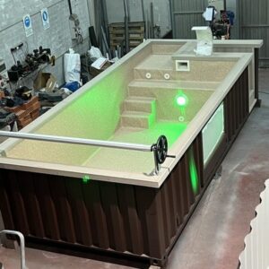 Contentor de 20 pés transformado em piscina