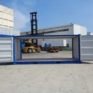 Contentor com portas em ambas as extremidades,