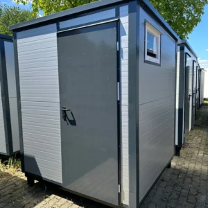 CONTENTOR SANITÁRIO 2,00 × 2,00 M COM SANITA E URINOL